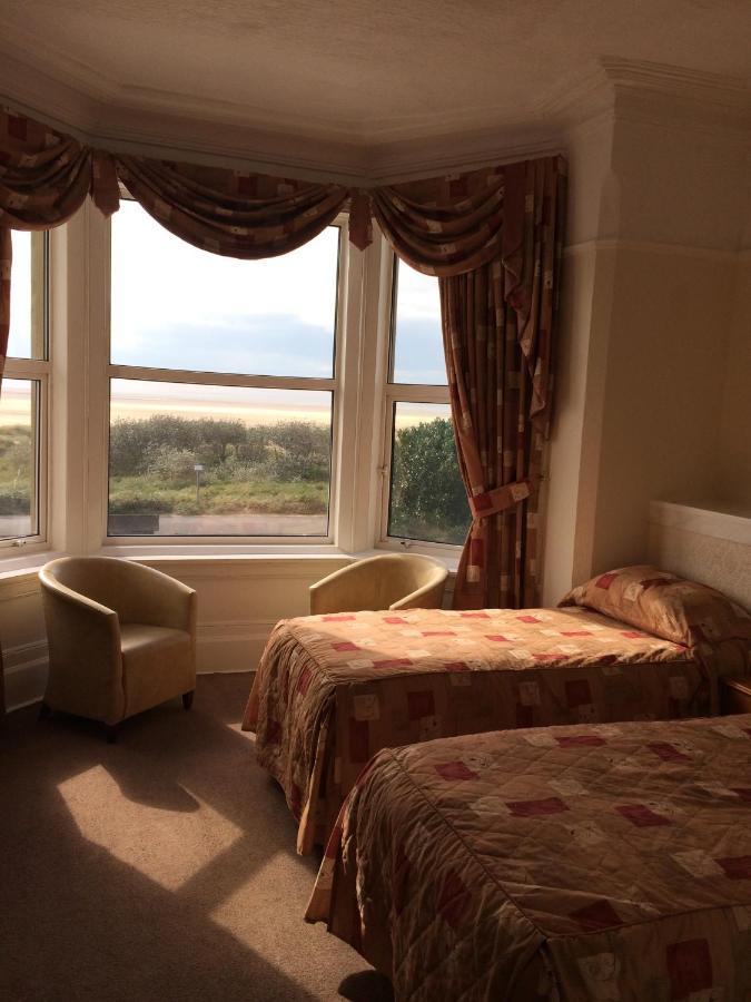 Monterey Beach Hotel Lytham St Annes Esterno foto